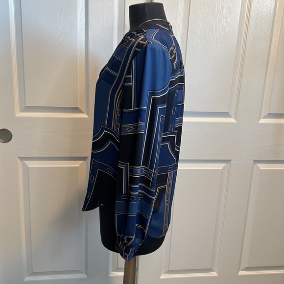 Ann Taylor women’s navy blue blouse - Picture 2 of 10